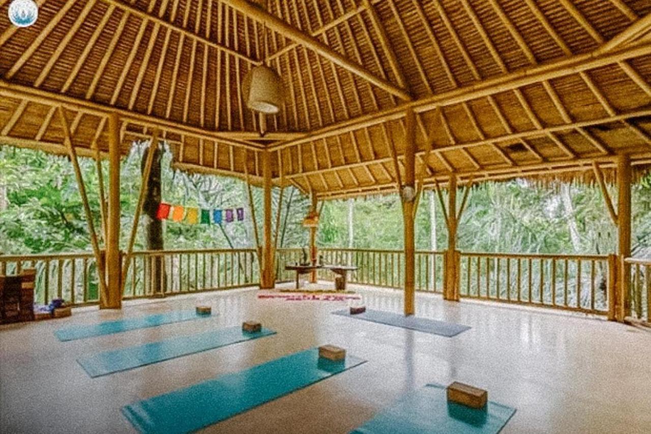 Shanti Toya Ashram Mambat Buitenkant foto