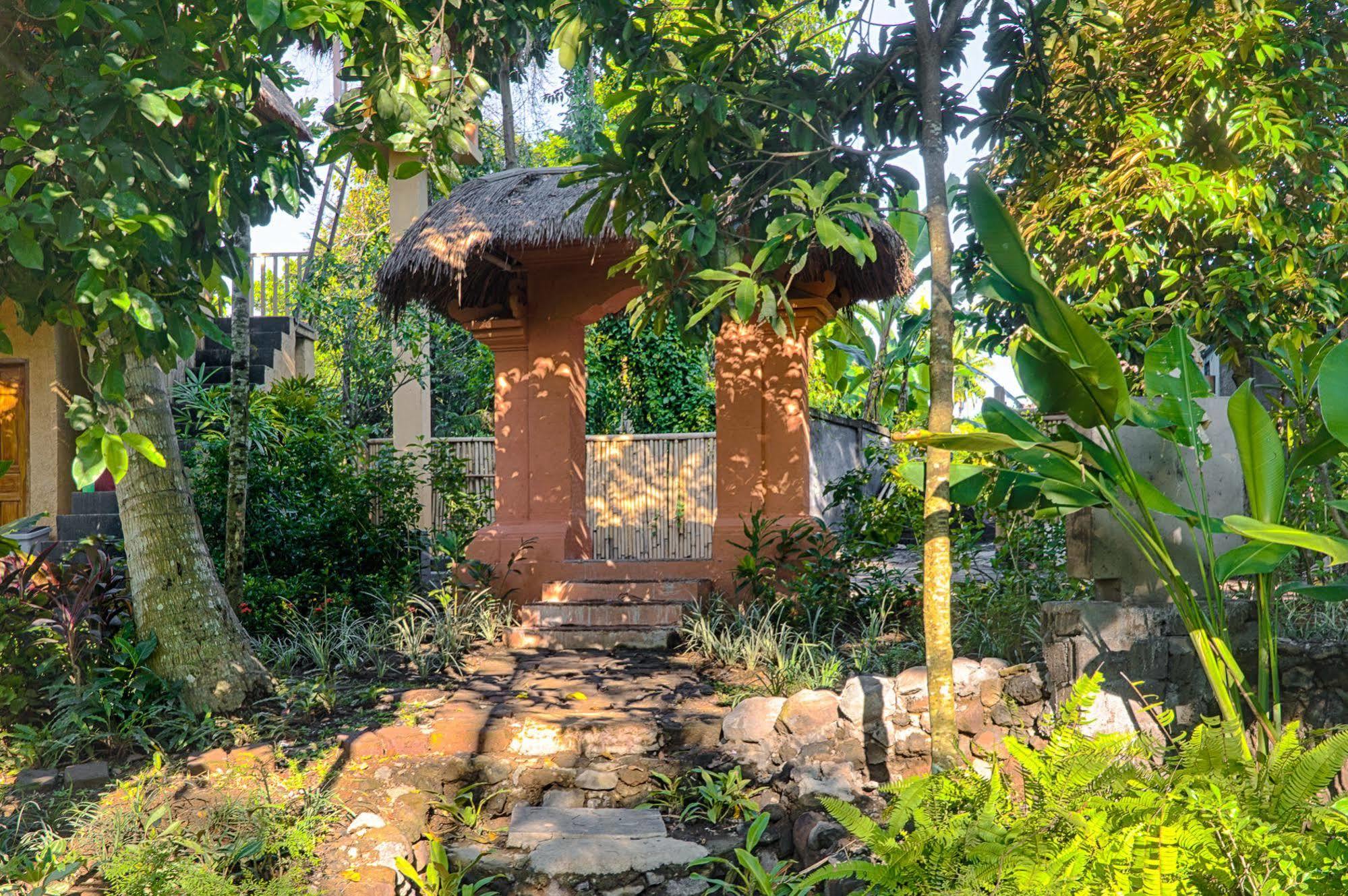 Shanti Toya Ashram Mambat Buitenkant foto